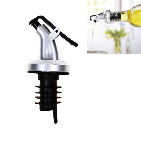 Olive Oil Sprayer Liquor Dispenser Wine Pourers Flip Top Stopper Kitchen Tools Eco-friendly Silicone Plastic Tools Kit 44